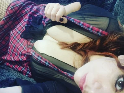 minerva_ Large Tits webcam from Italy